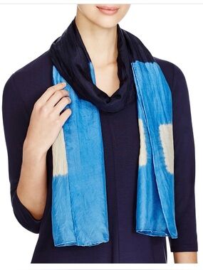 NWT Eileen Fisher 100% Silk Navy/Blue/Cream Color Block Scarf